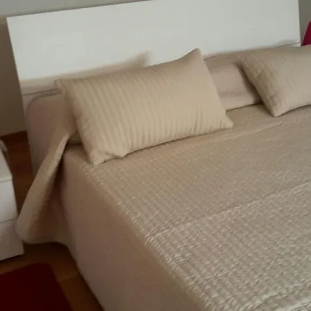 Casa Garofoli Daire *